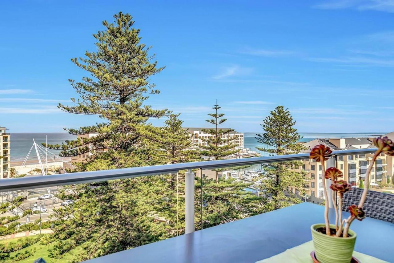 Waterfront Resort-Style Living At Glenelg Beach Adelaide Bagian luar foto