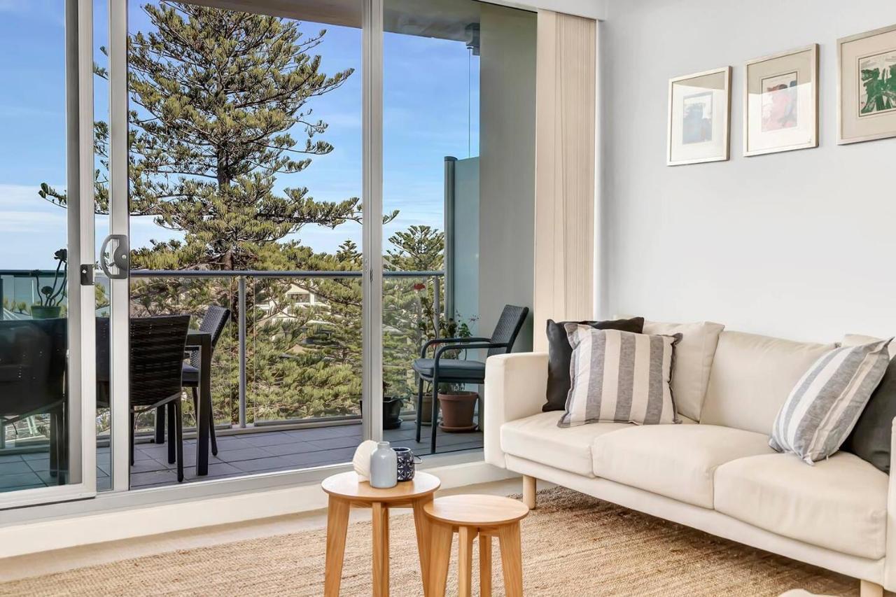 Waterfront Resort-Style Living At Glenelg Beach Adelaide Bagian luar foto