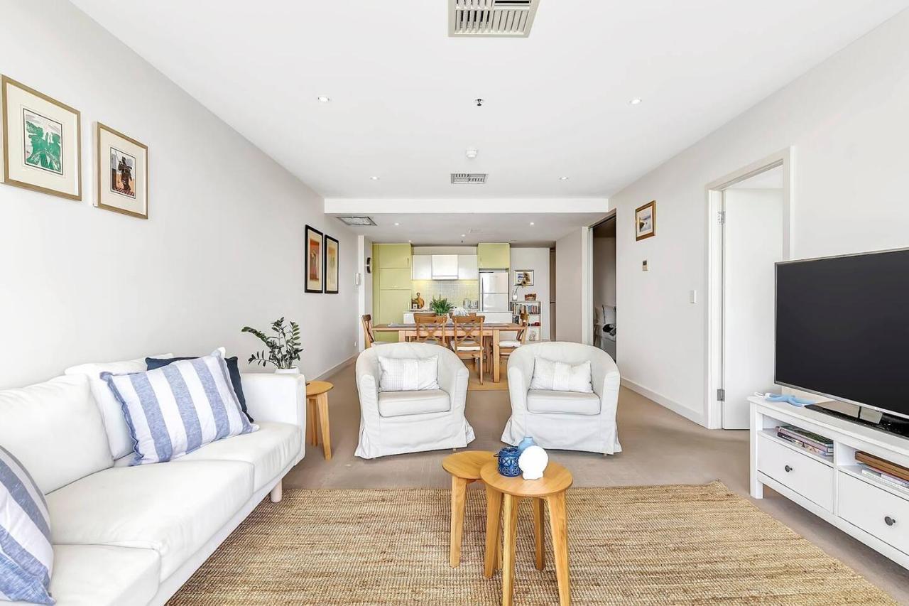 Waterfront Resort-Style Living At Glenelg Beach Adelaide Bagian luar foto