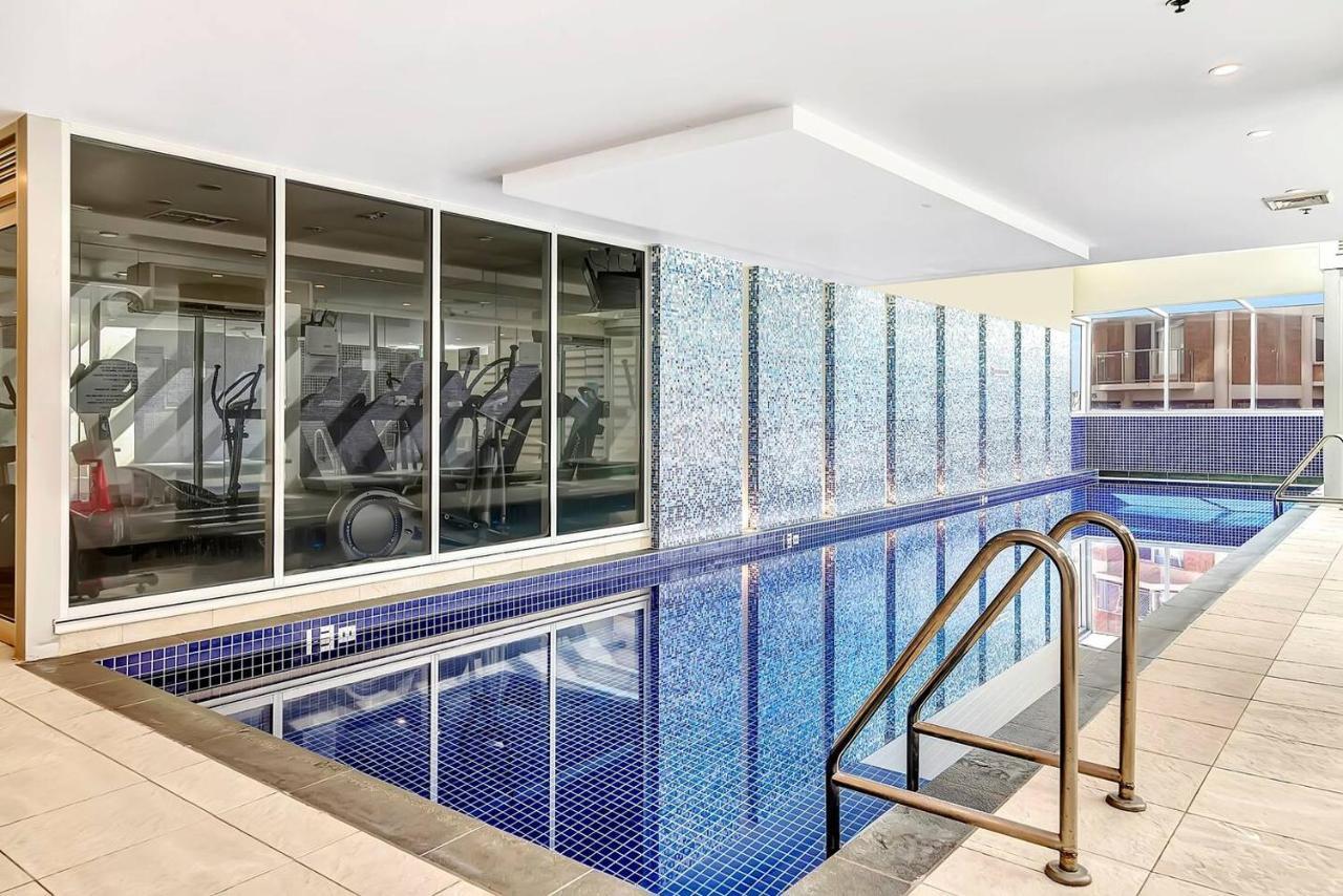 Waterfront Resort-Style Living At Glenelg Beach Adelaide Bagian luar foto